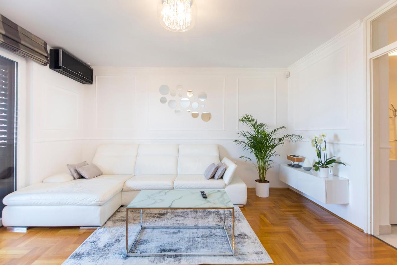 Apartment Parentium Poreč Eksteriør billede