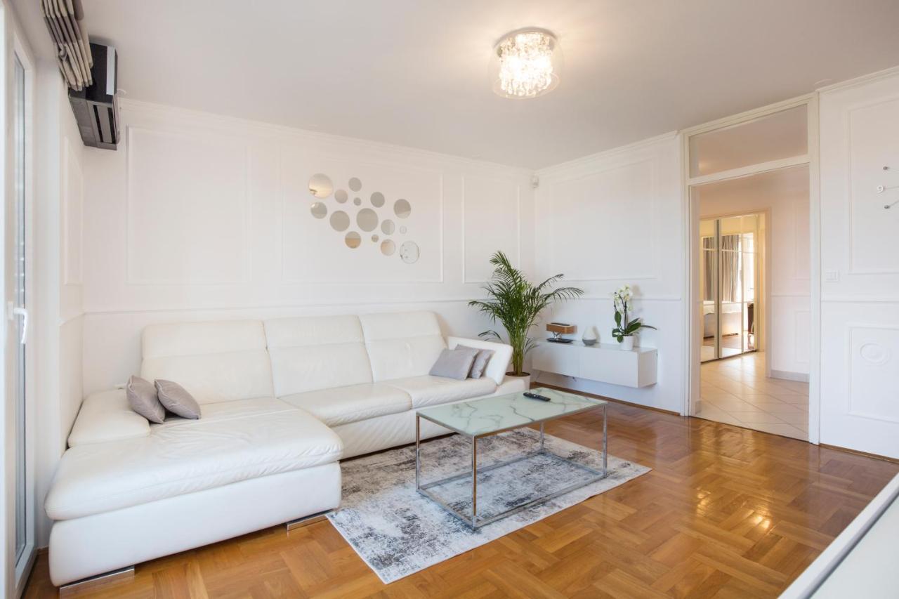 Apartment Parentium Poreč Eksteriør billede