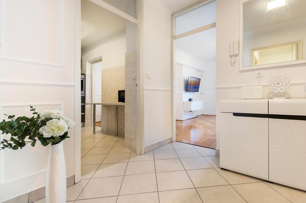 Apartment Parentium Poreč Eksteriør billede